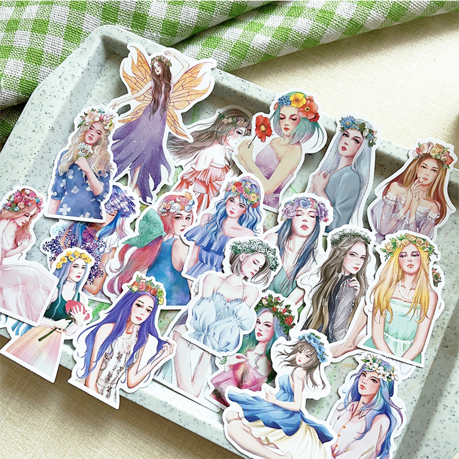 117pcs Cute Cartoon Fashion best friend Girl Decorative Stickers Pack  Material Scrapbooking Label Diary Art Journal Planner