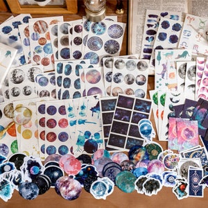Set di 150 pezzi, sacchetto di materiale, confezioni regalo, carta per diario spazzatura, terra, stelle, pianeti, adesivi lunari, carta per scrapbooking, kit per bullet journaling