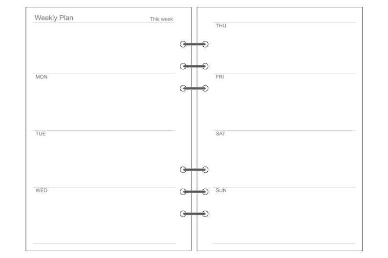 Op de afbeelding: Een weekplanner met een zwart-wit ontwerp. De planner heeft een sectie voor elke dag van de week, van maandag tot zondag. De planner heeft een binding met metalen ringen.