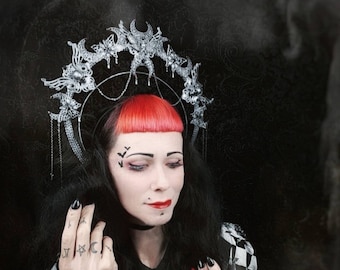 Death Moth Moon Crown, Halo, Halo, Gothic Crown, gothic headpiece, gothic headdress, holy crown, goth crown / Made to order