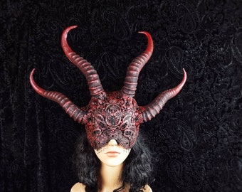 Demon Warrior blind mask "Princess of hell", horns mask, devil mask, medusa, cosplay, gothic headpiece, shieldmaiden / MADE TO ORDER