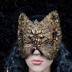 masque de chat fleur , masque aveugle, masque fantaisie, casque gothique, couronne gothique, méduse, cosplay, masque en métal, réalisé sur commande image 2