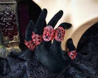5 spider rings, gothic, vampire, cosplay, larp, fantasy jewelry, medusa costume, horror / Made to order