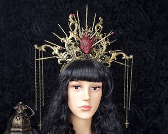 Headdress "Sacred heart" gothic crown, holy, church, cosplay, larp, vampire, fantasy costume, religious / made to order