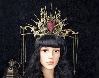 Headdress "Sacred heart" gothic crown, holy, church, cosplay, larp, vampire, fantasy costume, religious / Made to order