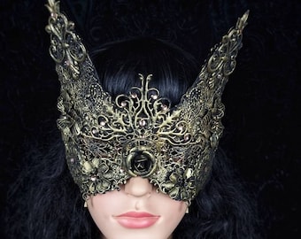 Blind mask "Baroque Cat" fantasy, larp, cosplay, pagan, burlesque, medusa, gothic, vampire, witch, carnival / Made to order