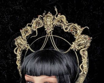 Halo Medusa, halo, medusa head, Cleopatra, shieldmaiden, Goth Crown, vikings, snake crown, goth crown, cosplay / Made to order
