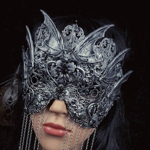 Blind mask "Vampire bat",vampire mask, gothic crown, bat mask, gothic headpiece, fantasy mask, medusa costume / MADE TO ORDER