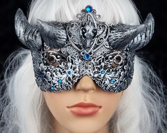 Ready to ship immediately / Horns mask "Dracul" in blind look, demon blind mask, devil mask, vampire, medusa, goth crown, cosplay