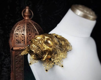 Shoulder pieces 