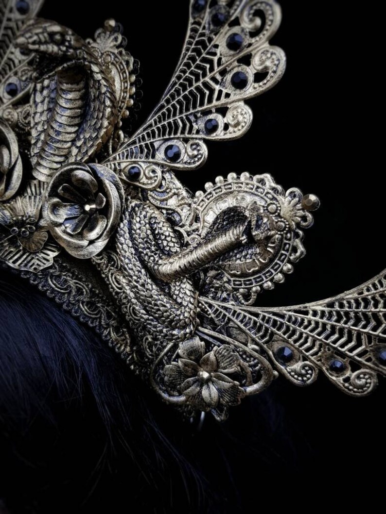 headpiece cleopatra