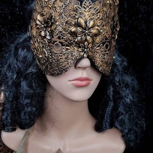 masque de chat fleur , masque aveugle, masque fantaisie, casque gothique, couronne gothique, méduse, cosplay, masque en métal, réalisé sur commande image 4