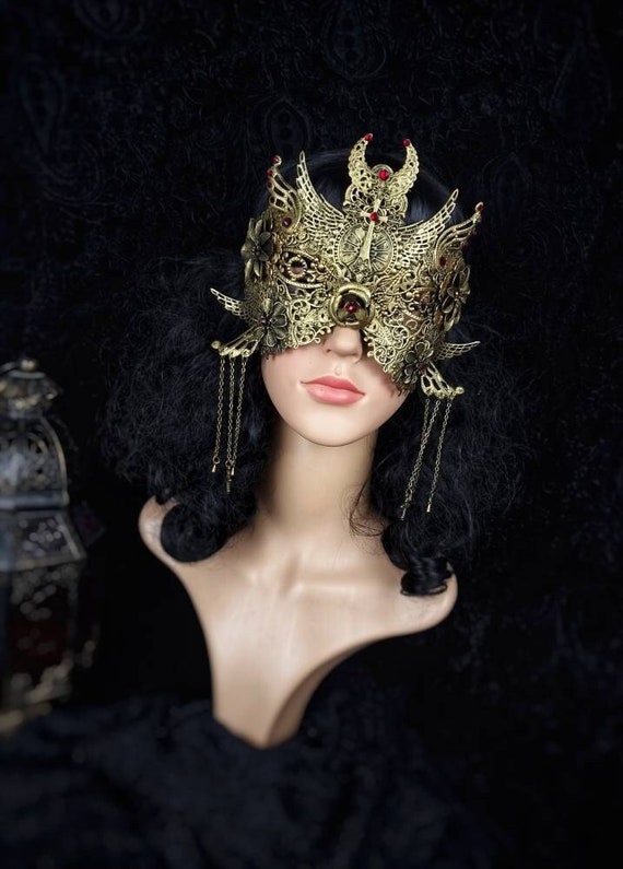 Blinde Maske " Heiliger Mond" cosplay, larp, Hexe, fantasy, pagan, vampir, gothic krone, Kopfschmuck, sakral / Anfertigung nach Auftrag