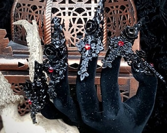 10 Gothic finger claws with cross, cosplay, larp, fantasy costume, metal claws, witch, holy