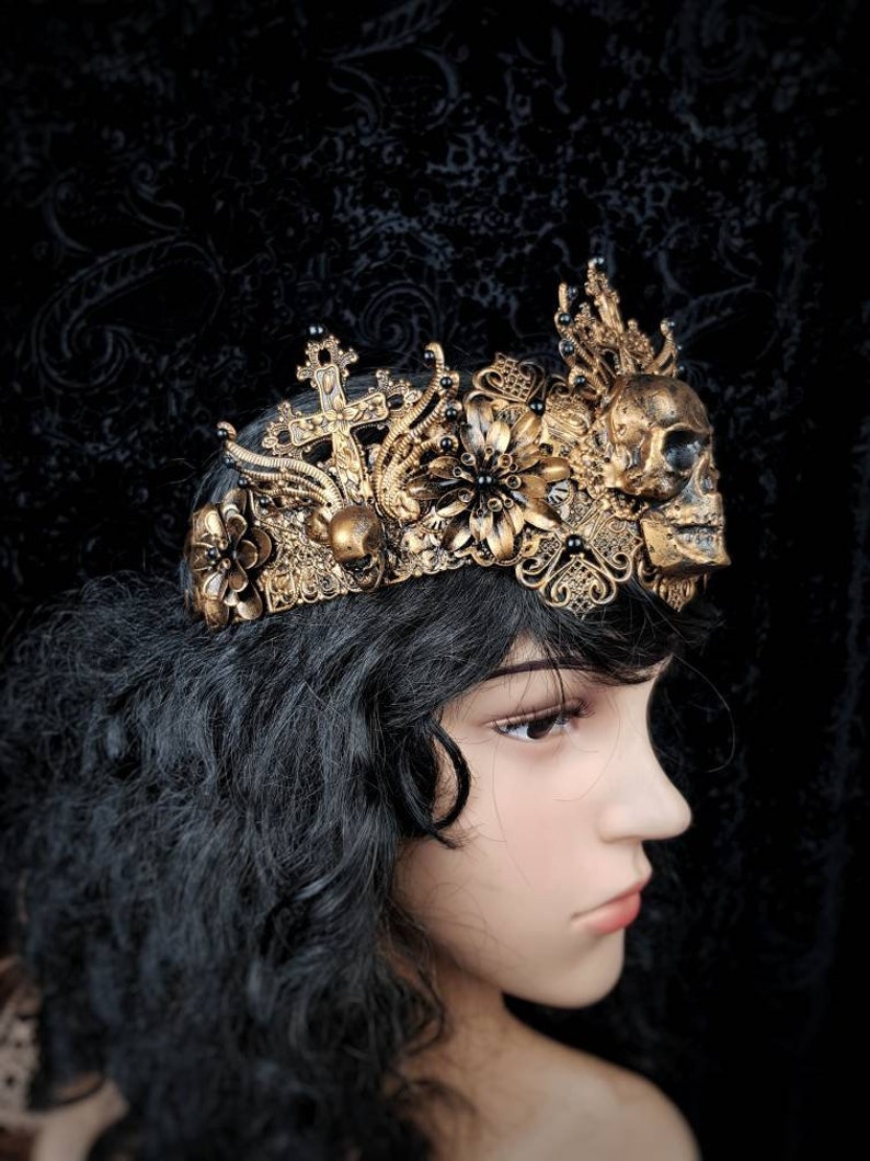 Goth crown Assassin Crown with skull and chains available in different colors and Style Warrior Headpiece