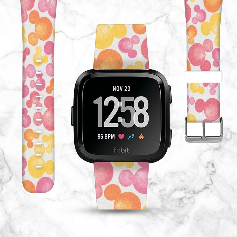 fitbit versa or iwatch