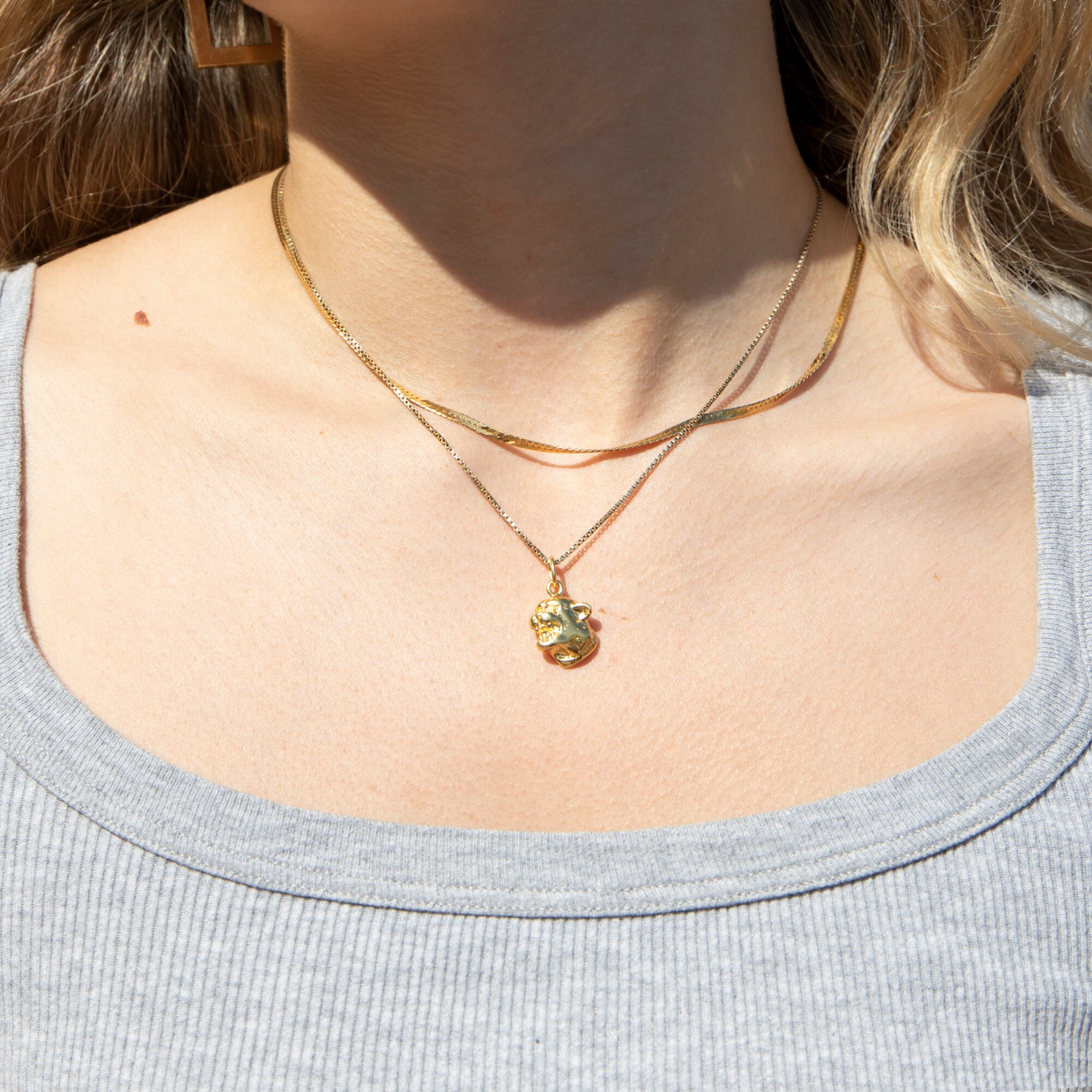 Chupi north shop star necklace