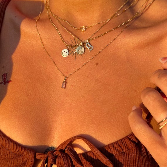 9ct Gold Triangle Necklace – Nikki Stark Jewellery