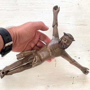 antique folk art corpus