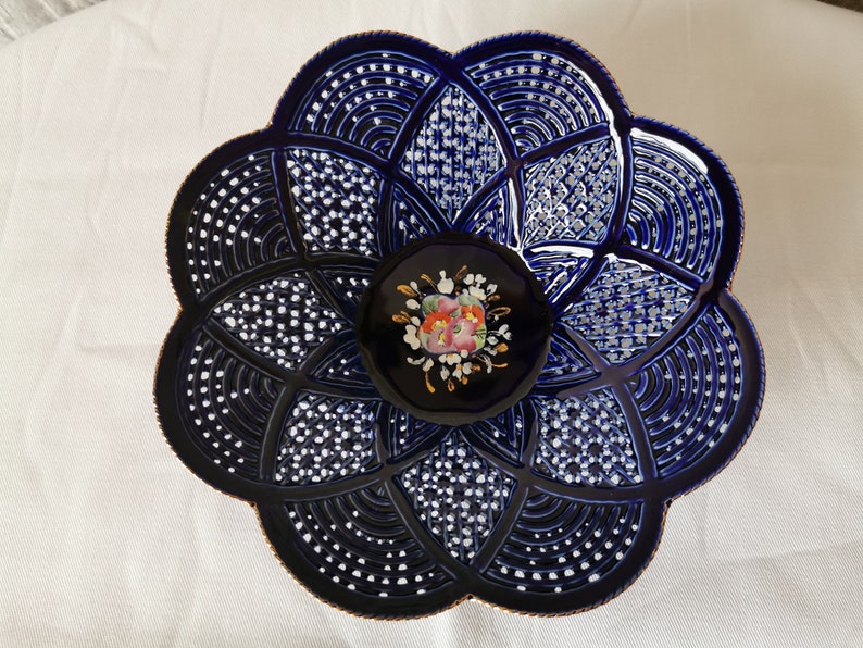 openwork dish Romania Cluj-NAOPCA Hand made