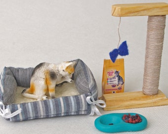 Dollhouse Miniature Cat: Realistic Sculpture, 1/6 Scale Doll Pet
