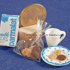 Frühstücksmenu, Realistisches Miniatures Essen Produktset fürs Puppenhaus, Handwerker Miniatur, 1:6 Groesse, Milchpackungen, Kuchen