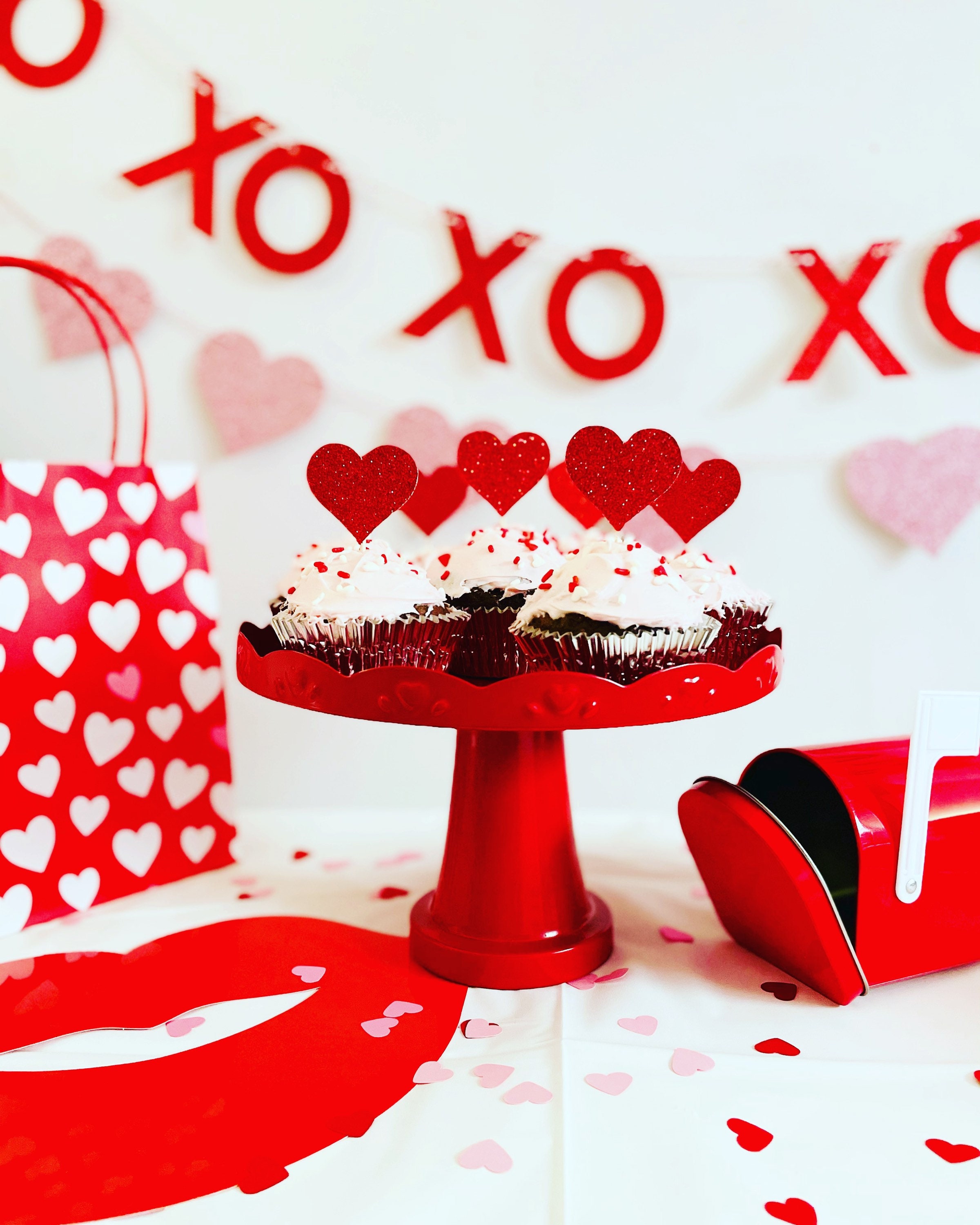 Valentines Day Confetti , Valentines Day Party Decor , Valentinesday