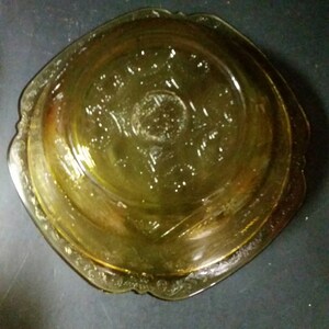 Vintage golden amber 9 1/2 inch serving bowl. Madrid Pattern. Depression glass image 3