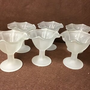 Vintage Fostoria Colony sherbet, ice cream, dessert glasses. Swirl pattern. Set of 6