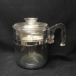 Vintage 9 cup stove top Pyrex percolator coffee maker. No top strainer