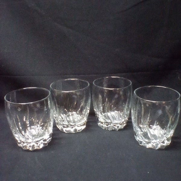 Vintage depression glass 10 ounce,  lowball glasses. Swirl pattern. Set of 4. Anchor Hocking