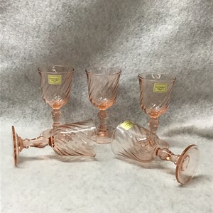 Vintage Rosaline Pink Swirl Luminarc Verrerie D Arques France 2 ounce glasses. Mint condition.  Set of 5