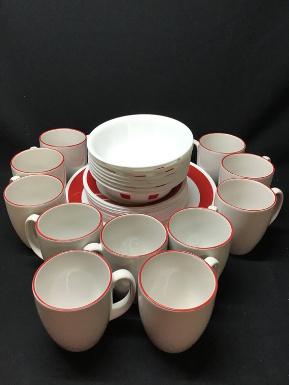 RARE Vintage Discontinued Corelle Urban Red Replacement Dinnerware. Etsy Canada
