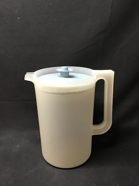 Vintage Tupperware 1/2 Gallon Pitcher. Different Colors to Choose