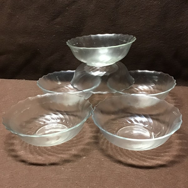 Vintage clear Arcoroc France 6 inch bowls.  Set of 6