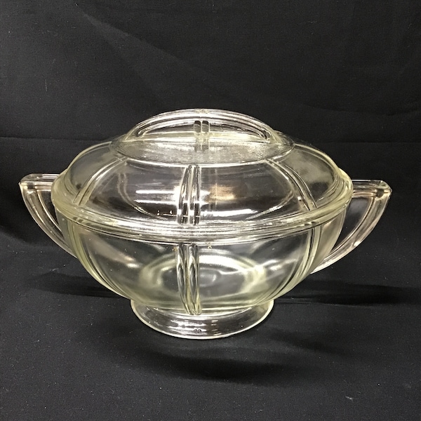 Vintage Queen Anne lidded casserole dish. Glassbake.