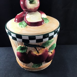 Vintage ceramic Apple basket cookie jar canister. Unmarked
