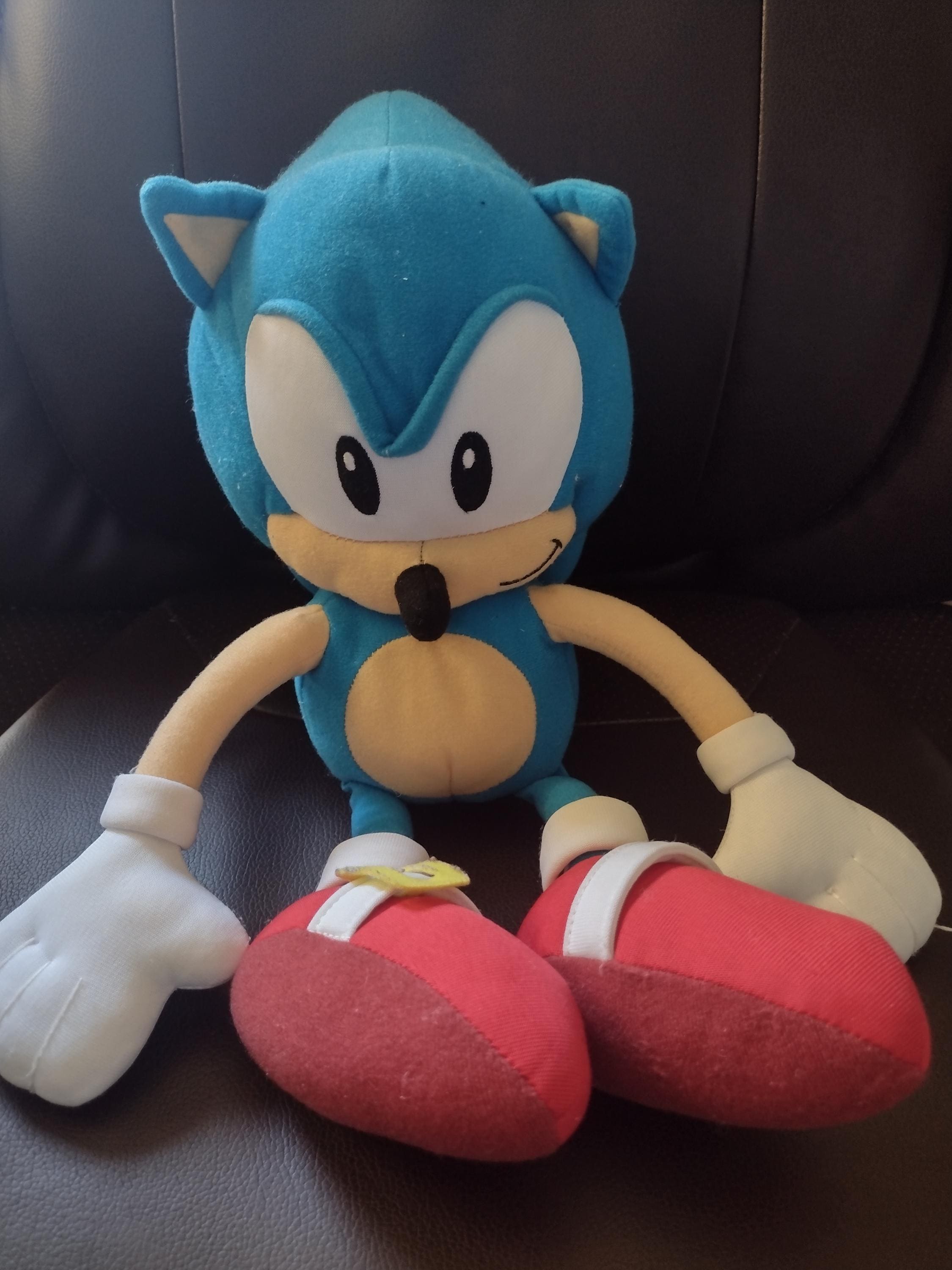 Classic sonic the hedgehog plush sale