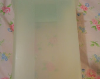 Vintage Tupperwear Pickle Holder Container