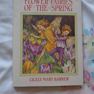 Vintage 1985 Flower Fairies of the Spring by Cicely Mary Barker HB Book