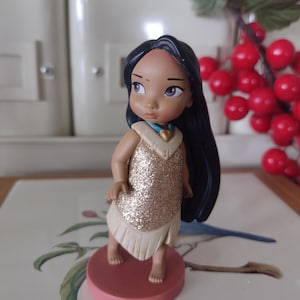 Vintage Disney Pocahontas Glitter and Plastic Figure