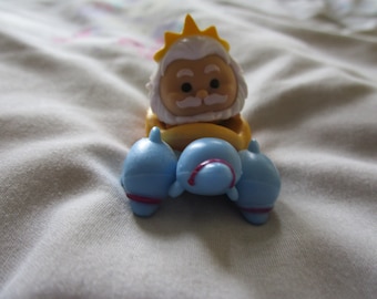 Vintage Disney The Little Mermaid King Triton Tsum Tsum Minatare Toy with Chariot Display