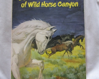 Vintage 1953 Scholastic Star of the Wild Canyon SC Book