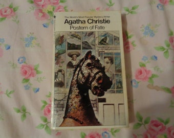 Vintage 1973 Agatha Christine Postern of Fate SC Book