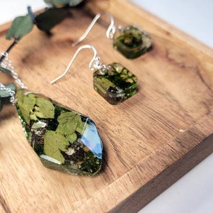 Terrarium Set, Harz Anhänger und Ohrringe, getrocknete konservierte Pflanzen Schmuck, Terrarium Schmuck, Farne, Moos