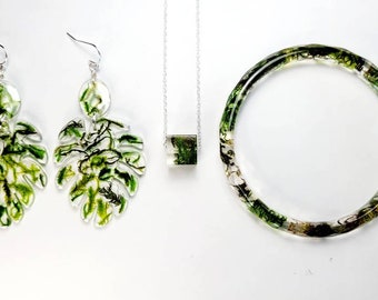 Terrarium set, Resin bracelet, pendant and earrings, dried preserved plant jewelry, terrarium jewelry