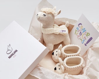Pregnancy gift box New mum idea Present for mom to be Crochet llama bunny booties Expecting momma favor New parents Expectant Postpartum set