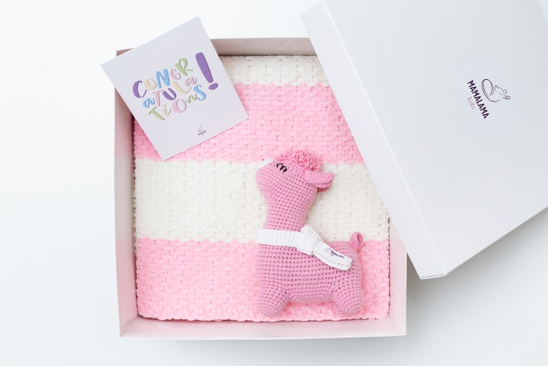 Schwangerschaft Geschenkkorb für neue Baby Mädchen offenbaren Süße rosa Häschen Booties für Neugeborene Es ist ein Mädchen Baby-Dusche Neue Mama Geschenkidee Kinderzimmer 22/10 Blanket llama set