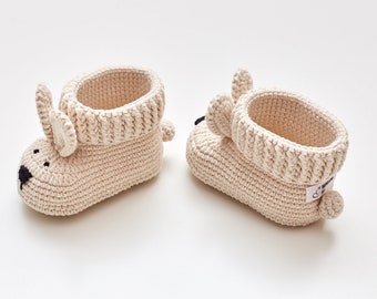 Pregnancy baby announcement unisex neutral gender reveal gift set crochet booties animal bunnies cute nursery organic newborn crib 19/09