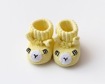 Newborn shoes crochet baby crib yellow llama alpaca booties for girl boy Unique organic coming home outfit for new mom pregnancy gift 29/10